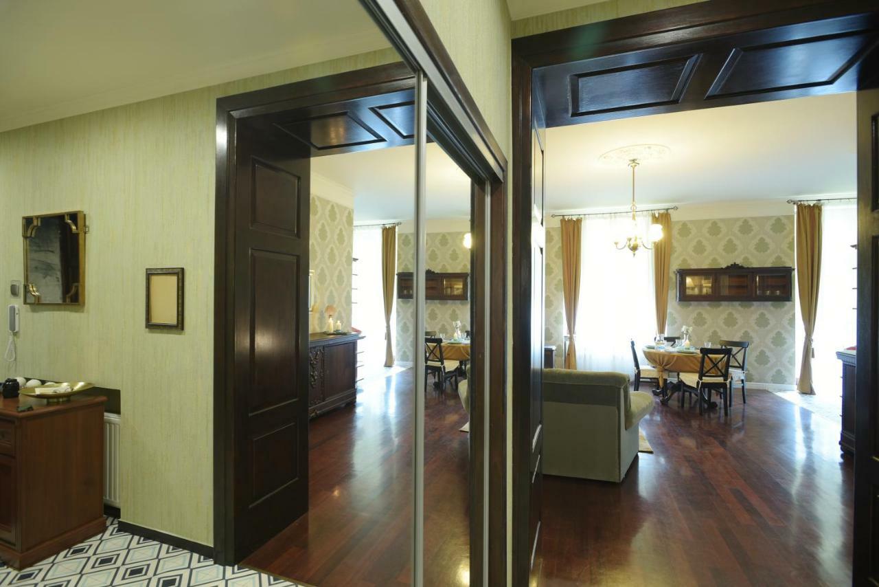 Luxury Apartment/Florianska Street Krakow Luaran gambar